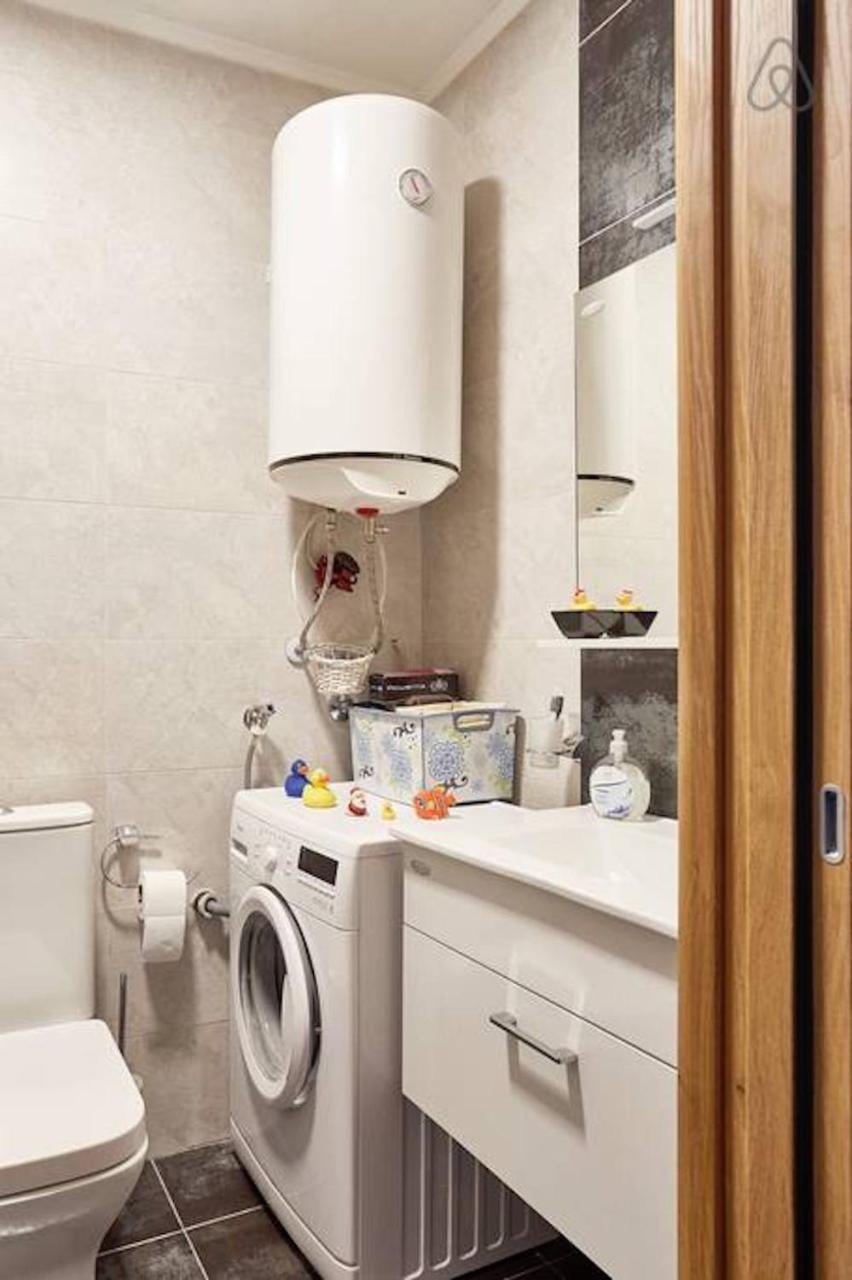 Bright Apartment Near City Center Skopje Bagian luar foto